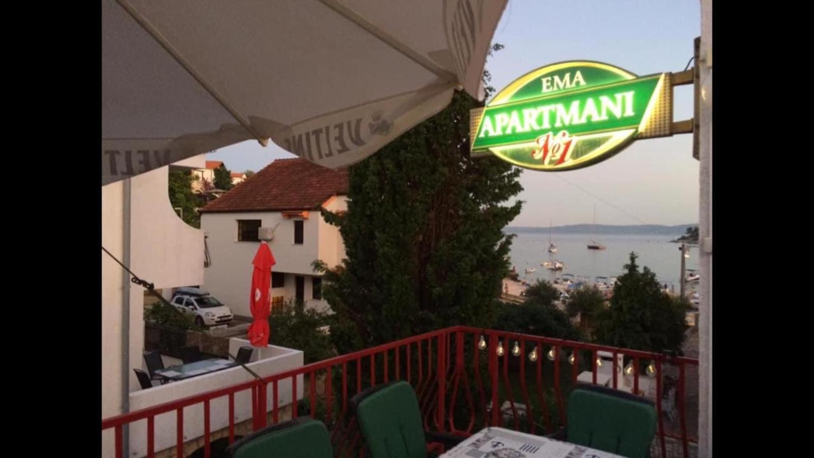 Apartmani Ema Trogir Exteriör bild