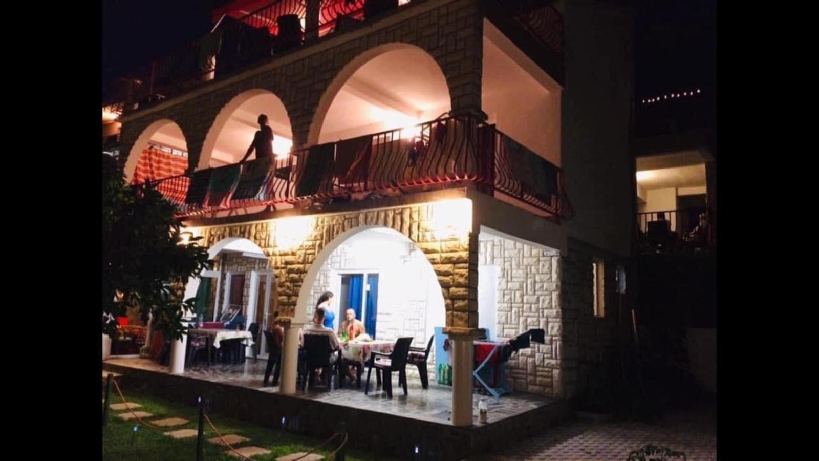 Apartmani Ema Trogir Exteriör bild