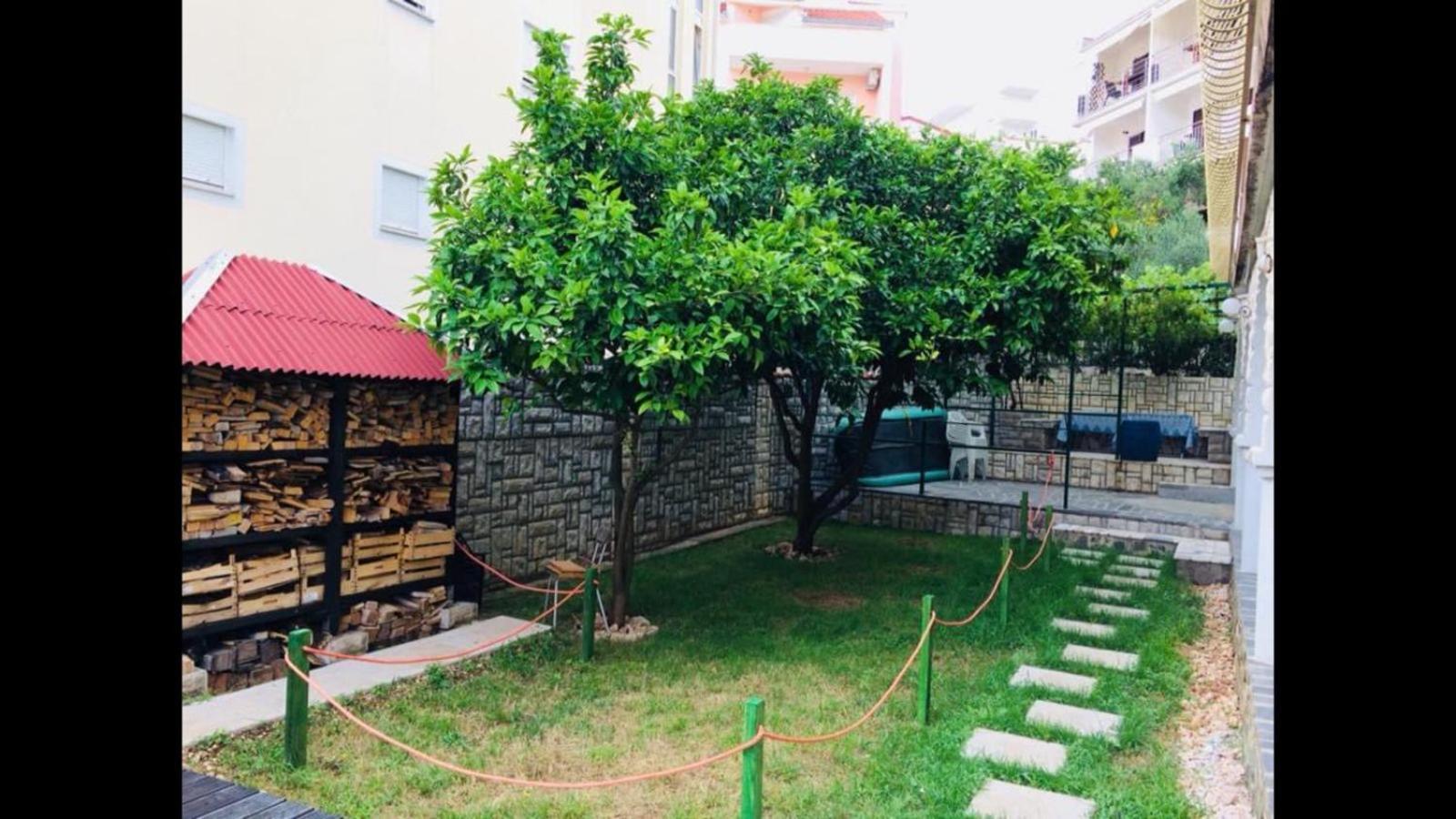Apartmani Ema Trogir Exteriör bild