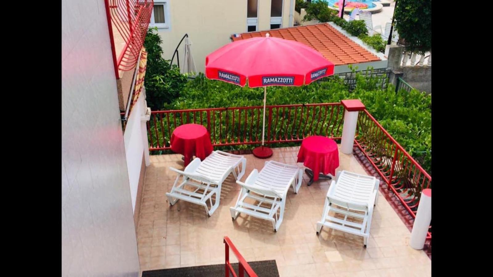 Apartmani Ema Trogir Exteriör bild