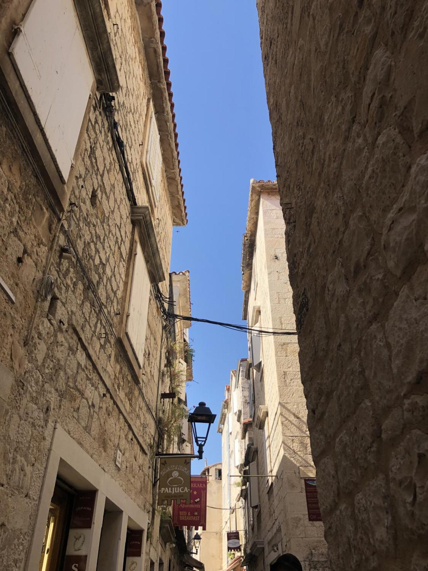 Apartmani Ema Trogir Exteriör bild