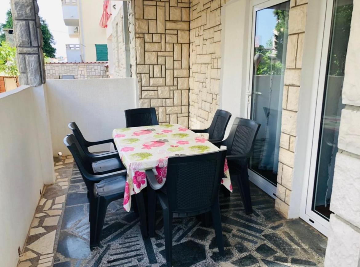 Apartmani Ema Trogir Rum bild