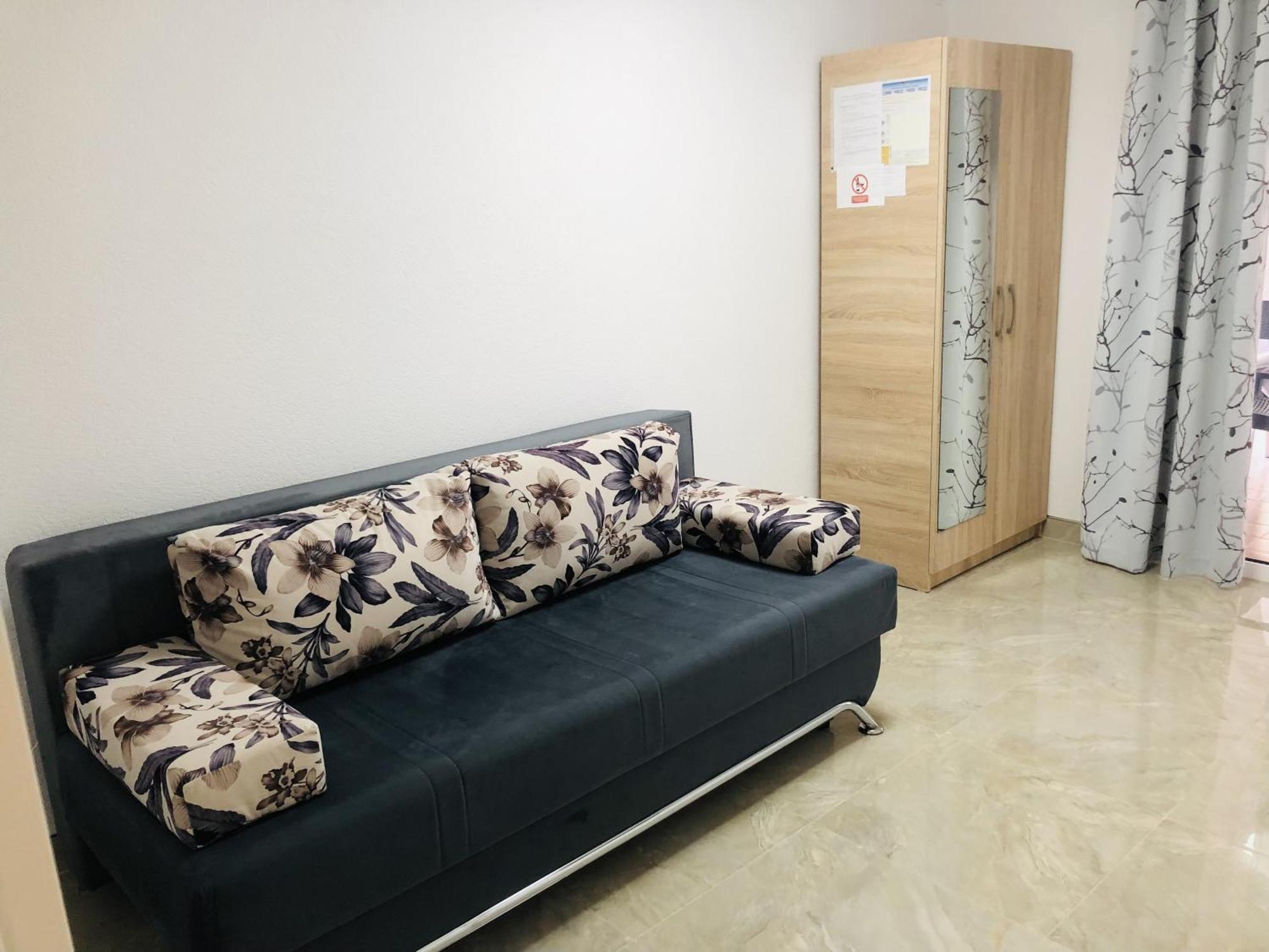 Apartmani Ema Trogir Exteriör bild